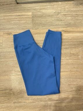 NWOT OFFLINE BY AERIE BLUE LEGGINGS SMALL